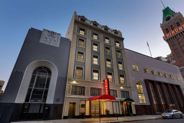 Ramada by Wyndham Oakland Downtown City Center image 2